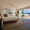Отель Luxurious Oceanfront Living, Minutes From Downtown: Villa Land's End, фото 21