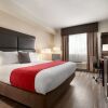 Отель Days Inn by Wyndham 100 Mile House, фото 2