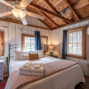 Отель Rocky Mountain Cottage, фото 17