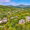 Отель Castle Hill Resort Condo: 5 Mi to Slopes at Okemo!, фото 16