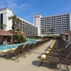 Отель Hilton Galveston Island Resort в Галвестоне