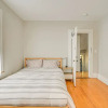 Отель Bright & Pet-friendly Home: 2 Mi to Harvard Square, фото 5