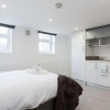 Отель Newly Refurbished Studio Flat In Camberwell, фото 7
