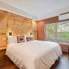 Отель Solitude Moose Room 102 - Estes Park 1 Bedroom Studio by RedAwning, фото 6