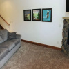 Отель Kiowa Home - Gorgeous Townhome With Amazing Mountain Views 3 Bedroom Townhouse, фото 1