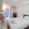 Отель Nice And Cozy Studio At Bassura City Apartment, фото 8