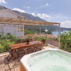 Отель Amazing Home in Podgora with Hot Tub, WiFi & 4 Bedrooms, фото 20