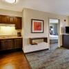 Отель Staybridge Suites Madison East, an IHG Hotel, фото 25