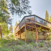 Отель Cozy Retreat w/ Deck ~ 2 Mi to Pinecrest Lake!, фото 1