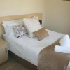 Отель N&A Self Catering Guest House, фото 4