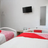 Отель OYO 1098 Rego Hotel, фото 27