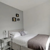 Отель Spring Halls Carlton & Co Apartments Free Parking 2, фото 3