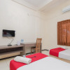 Отель RedDoorz near Gubeng Station, фото 4