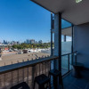 Отель Stunning 1B Apt in Richmond - Parking & City Views, фото 6