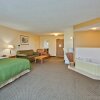 Отель Country Inn & Suites by Radisson, Grinnell, IA, фото 21