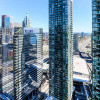 Отель Platinum Suites - Incredible CN Tower View, фото 16