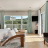 Отель Long Beach Holiday House, фото 5