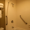 Отель Hampton Inn & Suites Stamford, фото 9