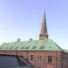 Отель Sanders Boulevard - Cute 2-bdr Apt By the Canal, фото 17
