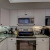 Отель Gorgeous ground floor condo with private balcony steps from pool, фото 5