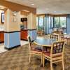 Отель La Quinta Inn & Suites by Wyndham Thousand Oaks-Newbury Park, фото 13