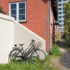 Отель Sanders Charm - Cozy 1-bdr Apt With Shared Garden, фото 1