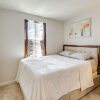 Отель Sunlit Milford Townhome < 2 Mi to Riverwalk!, фото 12