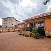 Отель Mount Zion Hotel Annex в Кампале