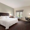 Отель Hampton Inn & Suites Phoenix Glendale-Westgate, фото 40