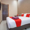 Отель RedDoorz @ Raya Sulfat, фото 5