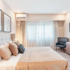 Отель Regatta Living II With Breakfast Included - 302, фото 4
