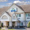 Отель Days Inn And Suites Vancouver в Ванкувере