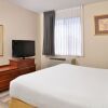 Отель Holiday Inn Express & Suites, фото 2