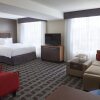 Отель TownePlace Suites by Marriott Windsor, фото 3