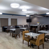 Отель La Quinta Inn & Suites by Wyndham Houston East at Normandy, фото 31