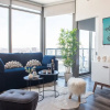 Отель QuickStay Two-Bedroom Condo, фото 7
