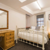 Отель Royal Mile 5 BR Apartment nr Castle, фото 5