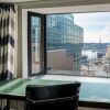 Отель Comfort Inn & Suites Baltimore Inner Harbor, фото 8