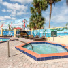 Отель Clarion Inn & Suites Kissimmee-Lake Buena Vista South, фото 15