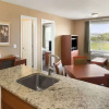 Отель Days Inn & Suites Cochrane, фото 3