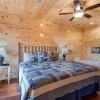 Отель Damrons Dream 5 Bedroom Mountain View Home with Hot Tub, фото 14