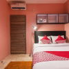 Отель OYO 1491 Sandang Residence Near RS Patria IKKT, фото 13