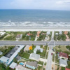 Отель Sea Biscuit - Three Bedroom Home, фото 19