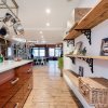 Отель Loft Apartment With Roof Terrace in the Heart of Shoreditch, фото 6