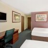 Отель Microtel Inn by Wyndham Atlanta Airport, фото 5