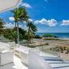 Отель Ocean Front 7-bedroom 7-bath Sunset Views Malmok!, фото 35