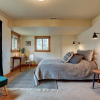 Отель The Bend House 3 Bedroom Home by RedAwning, фото 23