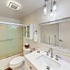 Отель Canal-side W/ Private Dock, Boats & Bikes 2 Bedroom Duplex, фото 8