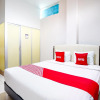 Отель OYO Flagship 90890 Bratang Gede Residence, фото 11