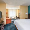 Отель Fairfield Inn & Suites Grand Rapids, фото 2